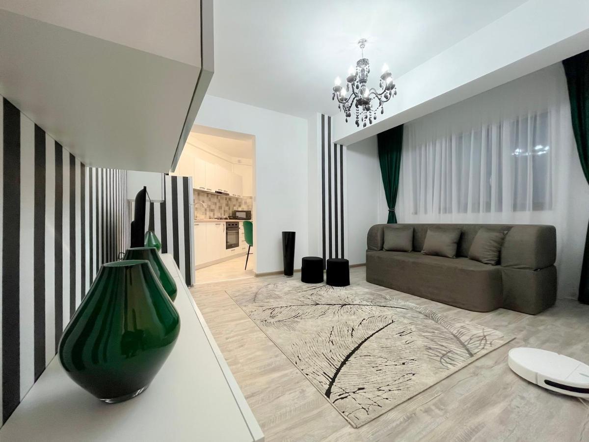 Smarald Apartament Iulius Mall Ясси Екстер'єр фото