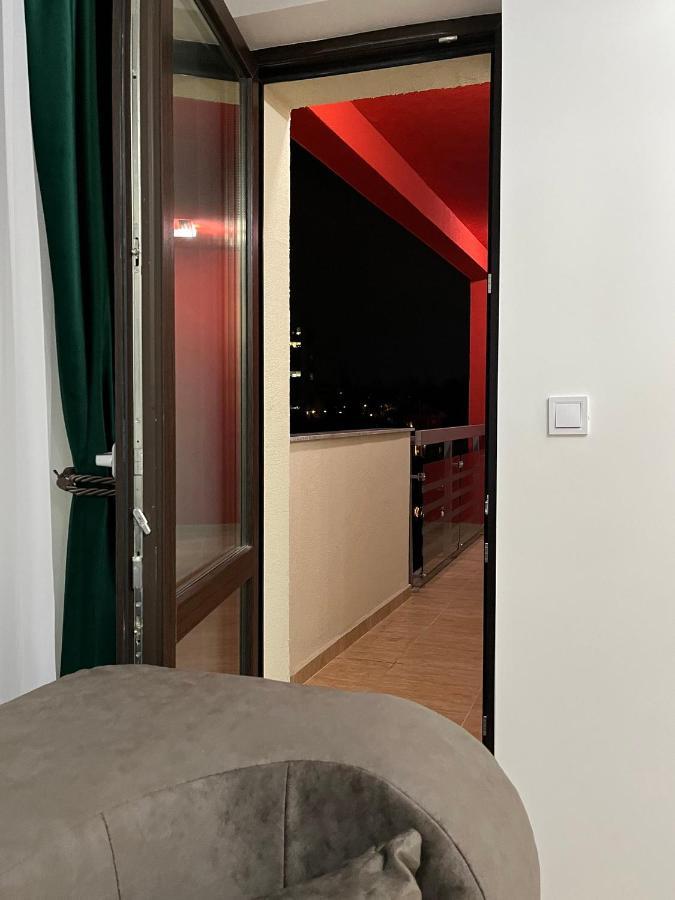 Smarald Apartament Iulius Mall Ясси Екстер'єр фото